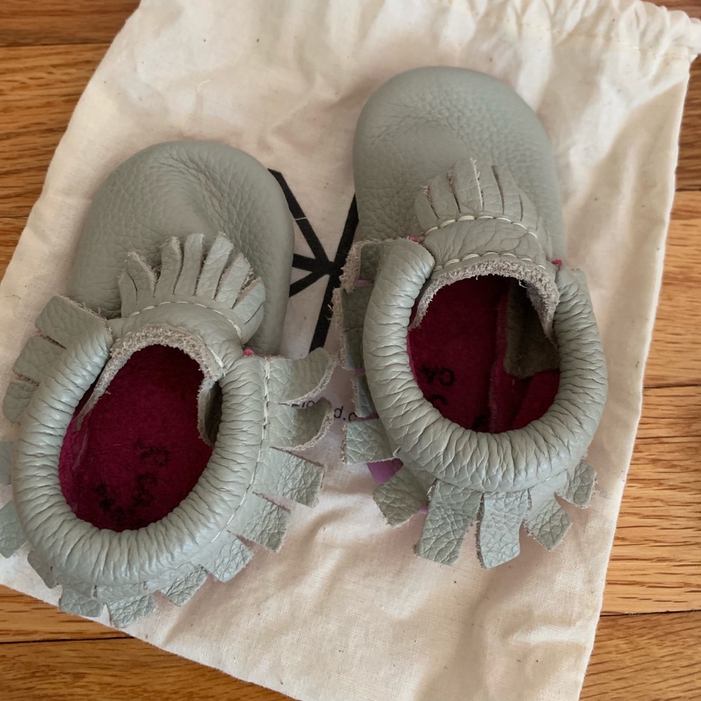 Freshly Picked Leather moccasins size 3